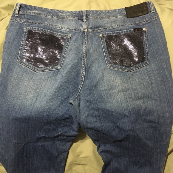 Seven 7 Plus Size Sequined Pockets Medium Wash Bootcut Jeans - Picture 3 of 11
